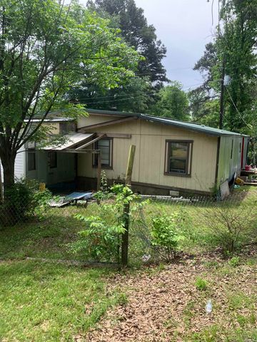 28 West Street, Conway, AR 72032