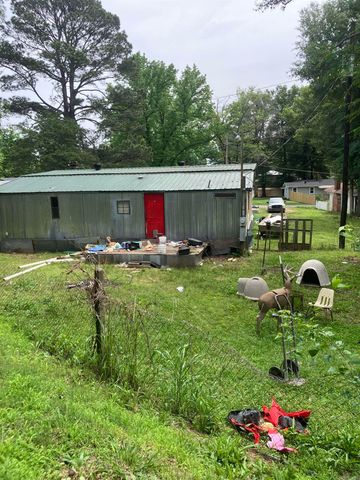 28 West Street, Conway, AR 72032