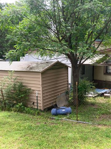 28 West Street, Conway, AR 72032