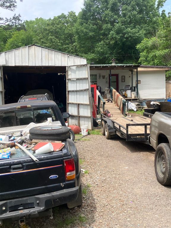 28 West Street, Conway, AR 72032