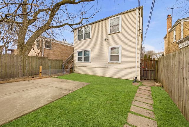 1819 Hartrey Avenue, Evanston, IL 60201