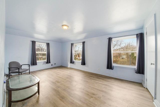 1819 Hartrey Avenue, Evanston, IL 60201