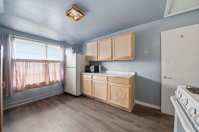 1819 Hartrey Avenue, Evanston, IL 60201