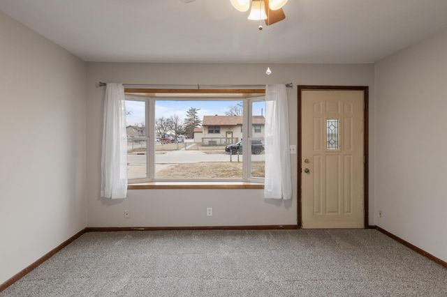 2900 RENNER Drive, Council Bluffs, IA 51501