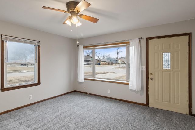 2900 RENNER Drive, Council Bluffs, IA 51501