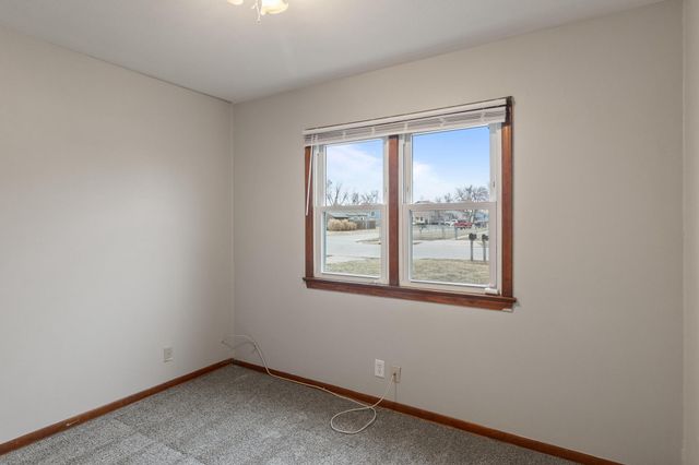 2900 RENNER Drive, Council Bluffs, IA 51501