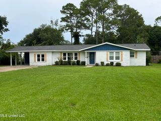 16 52 Street, Gulfport, MS 39507