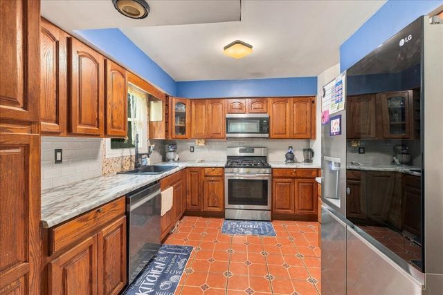 23949 W Plainsman Circle, Plainfield, IL 60586