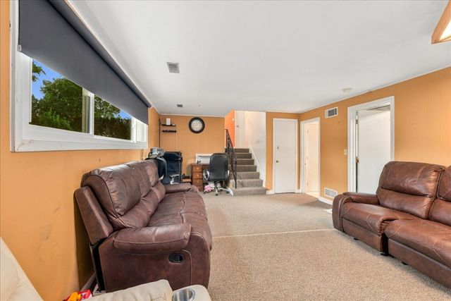 23949 W Plainsman Circle, Plainfield, IL 60586