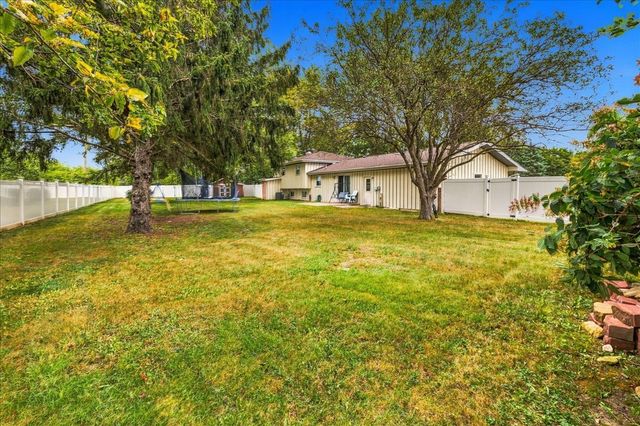 23949 W Plainsman Circle, Plainfield, IL 60586