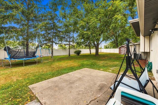 23949 W Plainsman Circle, Plainfield, IL 60586