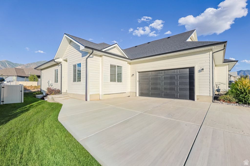 5836 N GLENPOINT DR, Stansbury Park, UT 84074 — exterior