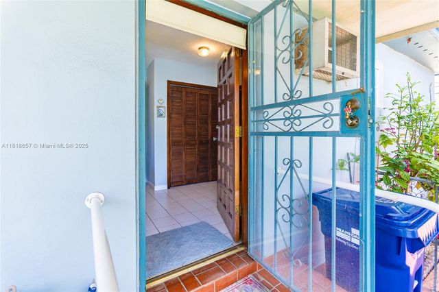 7110 SW 13th Ter, Miami, FL 33144