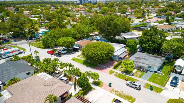 7110 SW 13th Ter, Miami, FL 33144