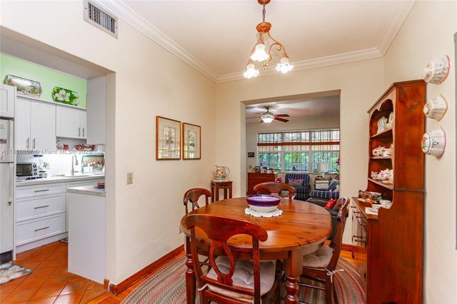 7110 SW 13th Ter, Miami, FL 33144