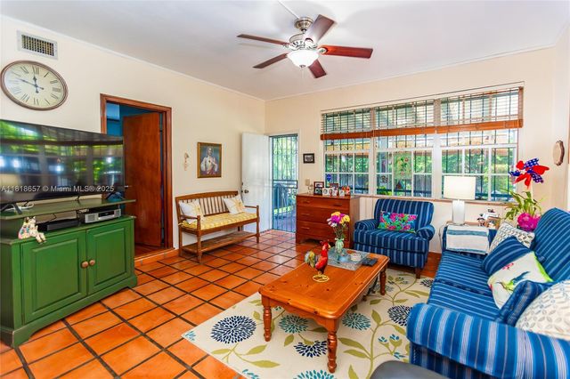 7110 SW 13th Ter, Miami, FL 33144