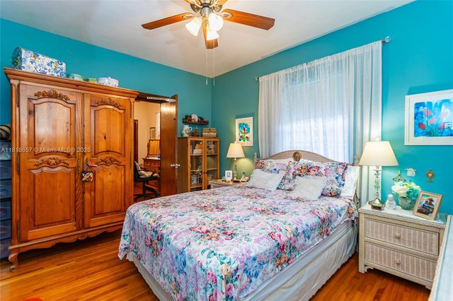 7110 SW 13th Ter, Miami, FL 33144