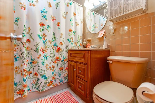 7110 SW 13th Ter, Miami, FL 33144