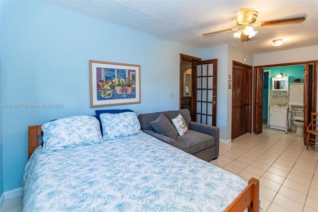 7110 SW 13th Ter, Miami, FL 33144