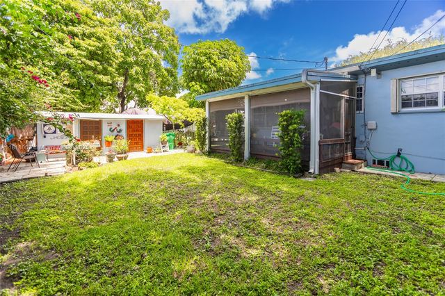 7110 SW 13th Ter, Miami, FL 33144