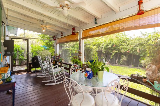 7110 SW 13th Ter, Miami, FL 33144