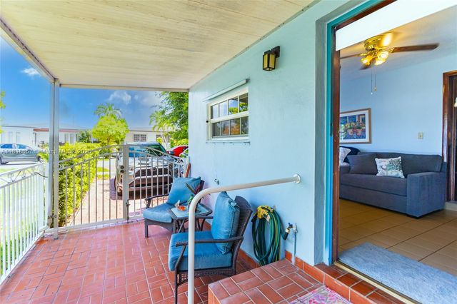 7110 SW 13th Ter, Miami, FL 33144