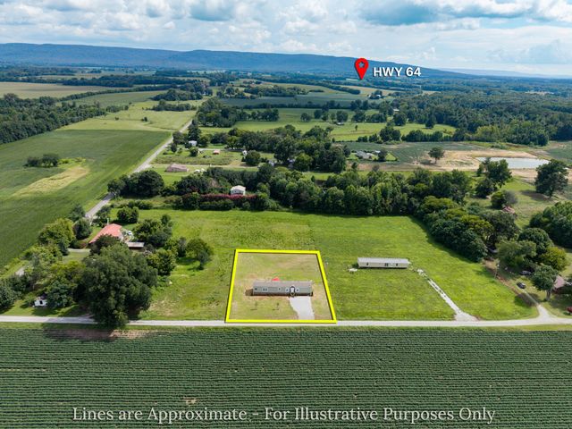 71 Henry Lane, Decherd, TN 37324