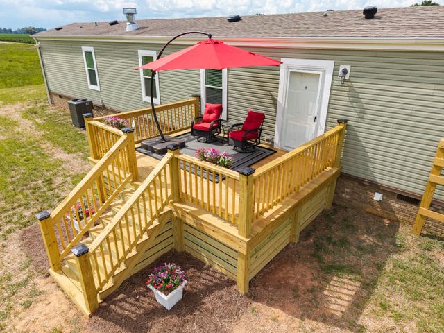 71 Henry Lane, Decherd, TN 37324