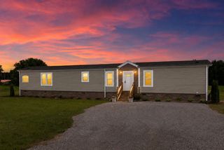 71 Henry Lane, Decherd, TN 37324
