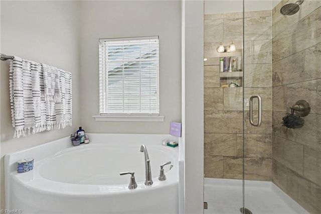 5159 Sedge Hollow Drive, Kernersville, NC 27284