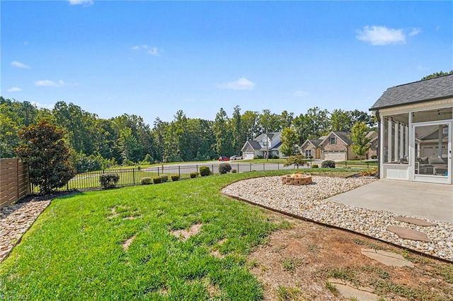 5159 Sedge Hollow Drive, Kernersville, NC 27284
