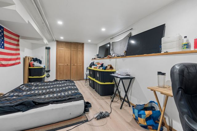 3537 N Natoma Avenue, Chicago, IL 60634