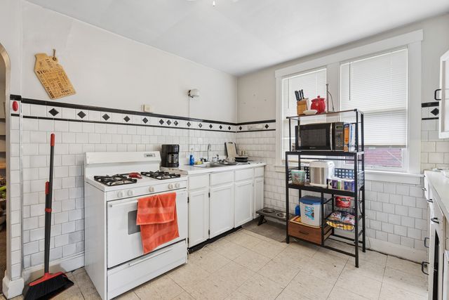 3537 N Natoma Avenue, Chicago, IL 60634