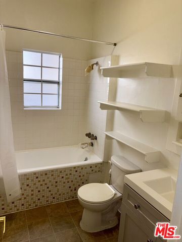 1817 Ivar Avenue 102, Los Angeles, CA 90028