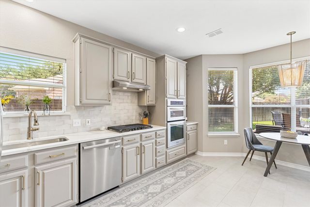 4048 Kirkmeadow Lane, Dallas, TX 75287