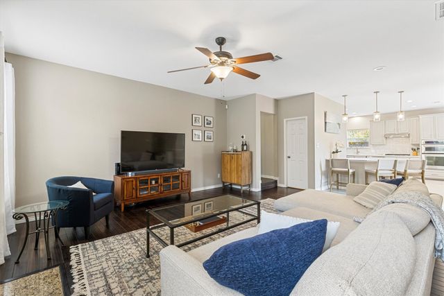 4048 Kirkmeadow Lane, Dallas, TX 75287