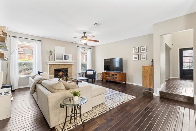 4048 Kirkmeadow Lane, Dallas, TX 75287