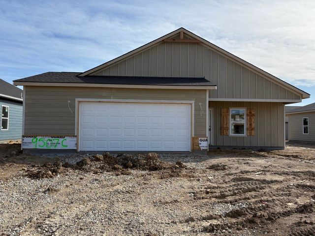 9507 E Hurst St, Wichita, KS 67210