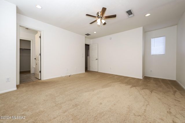 2083 S McConnell Drive, Tucson, AZ 85710