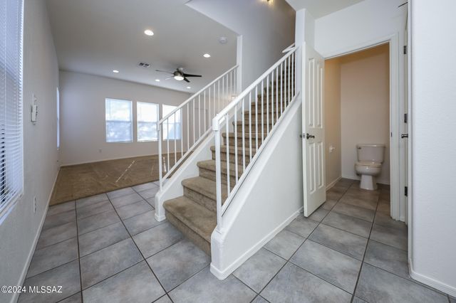 2083 S McConnell Drive, Tucson, AZ 85710