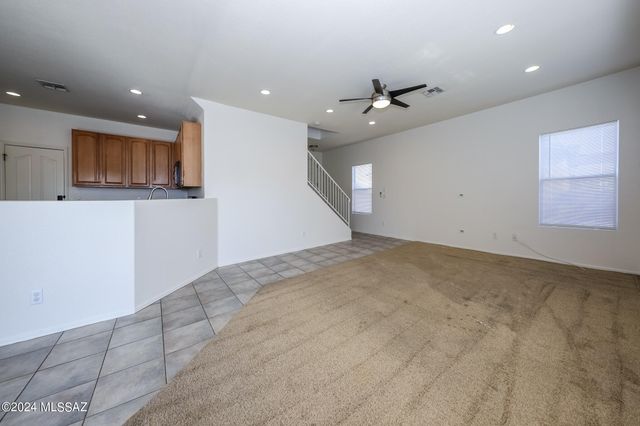 2083 S McConnell Drive, Tucson, AZ 85710