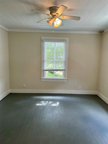 1009 Sealy Street, Galveston, TX 77550