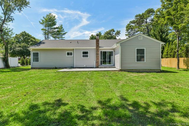 957 Bellmore Avenue, Central Islip, NY 11722