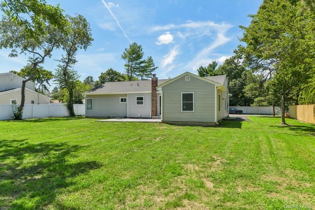 957 Bellmore Avenue, Central Islip, NY 11722