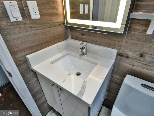 5008 37TH AVE, Hyattsville, MD 20782