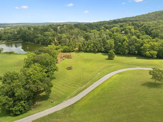 1411 Bell Meadow Ct, Nolensville, TN 37135