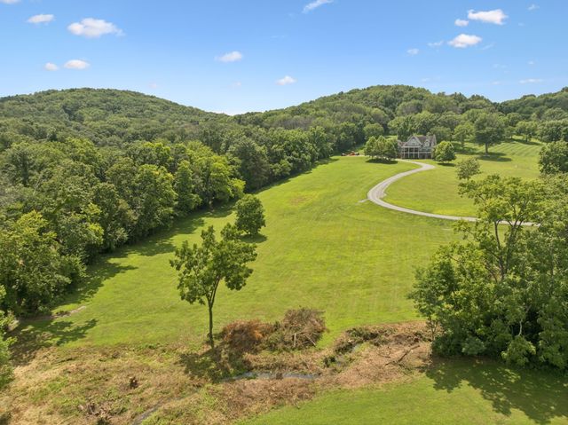 1411 Bell Meadow Ct, Nolensville, TN 37135