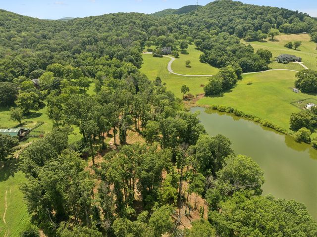 1411 Bell Meadow Ct, Nolensville, TN 37135