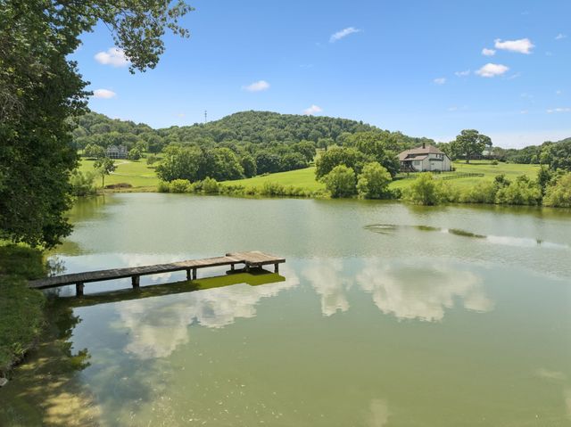 1411 Bell Meadow Ct, Nolensville, TN 37135