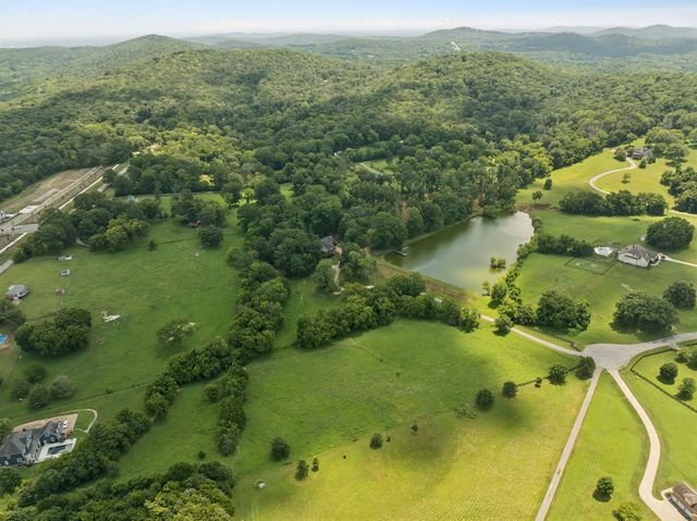 1411 Bell Meadow Ct, Nolensville, TN 37135